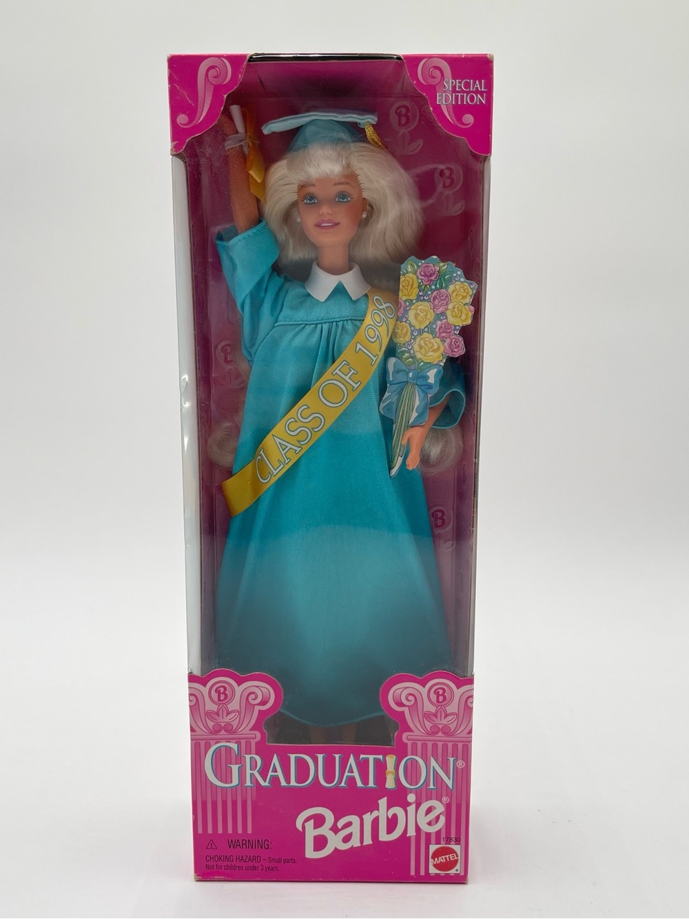 VTG 90s Mattel Barbie Doll Graduation Class of 1998 New In Box 17830 NRFB